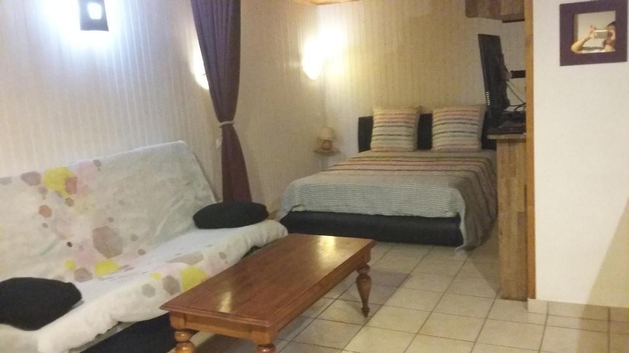 Auberge D'Antan Saint Pierre Esterno foto